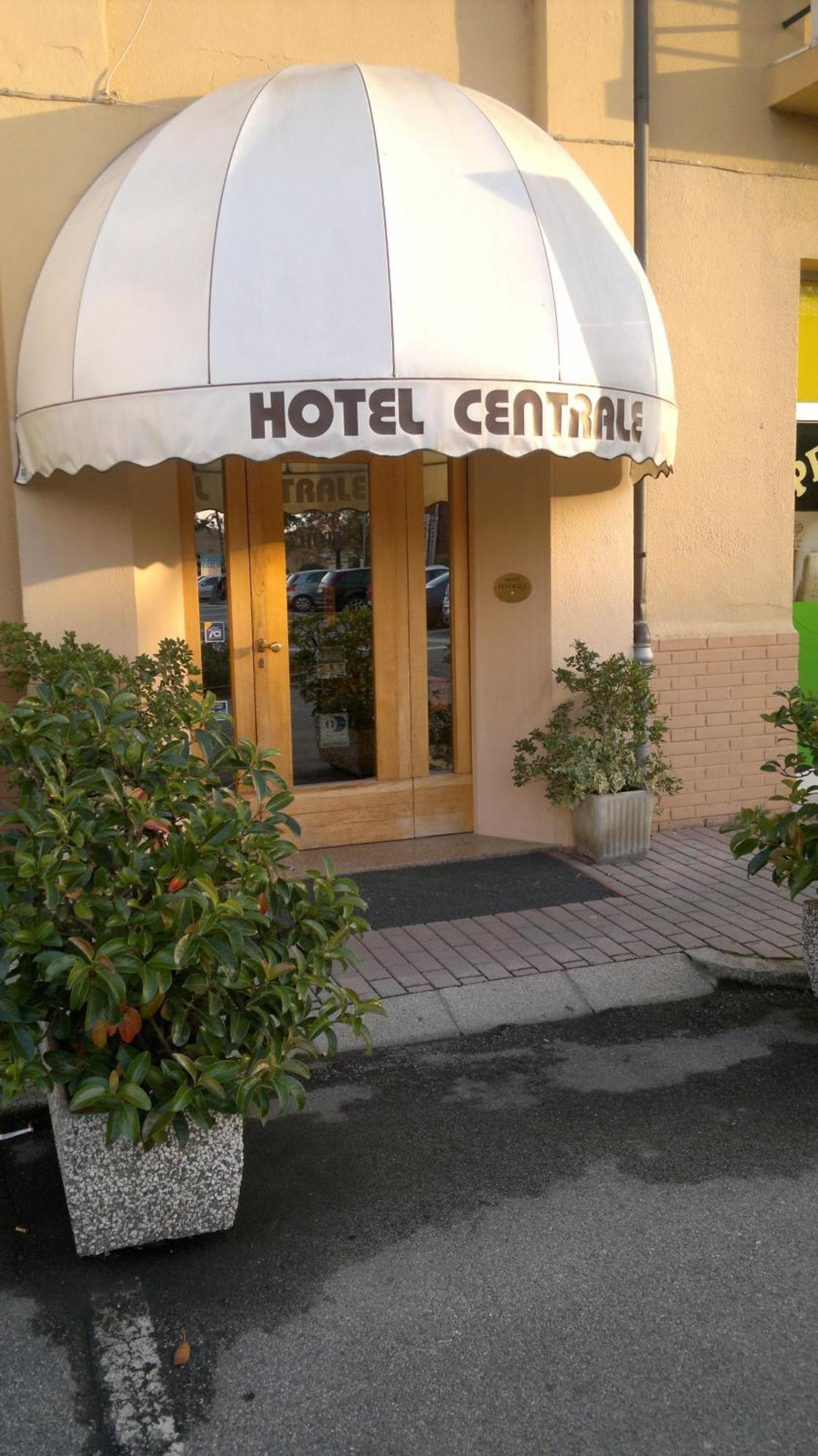 Hotel Centrale Argenta Extérieur photo